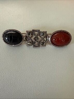 Vintage Art Deco Silver Bar Brooch with Black and Red Cabochons